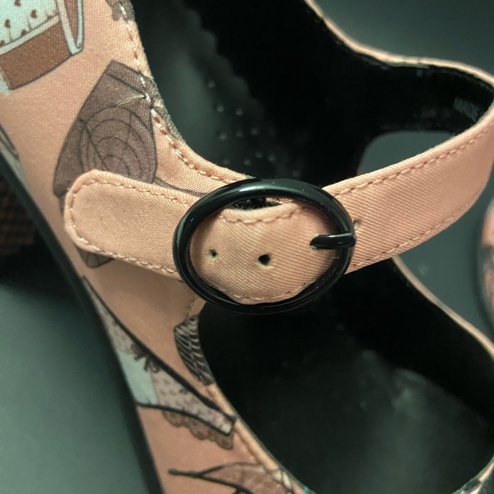 Lingerie Hot Chocolate Design High Heels, Size 9, Pink & Black, Limited Edition - Picture 7 of 9